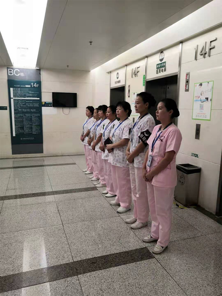 产科陪护动态—晨晚班交班进行时